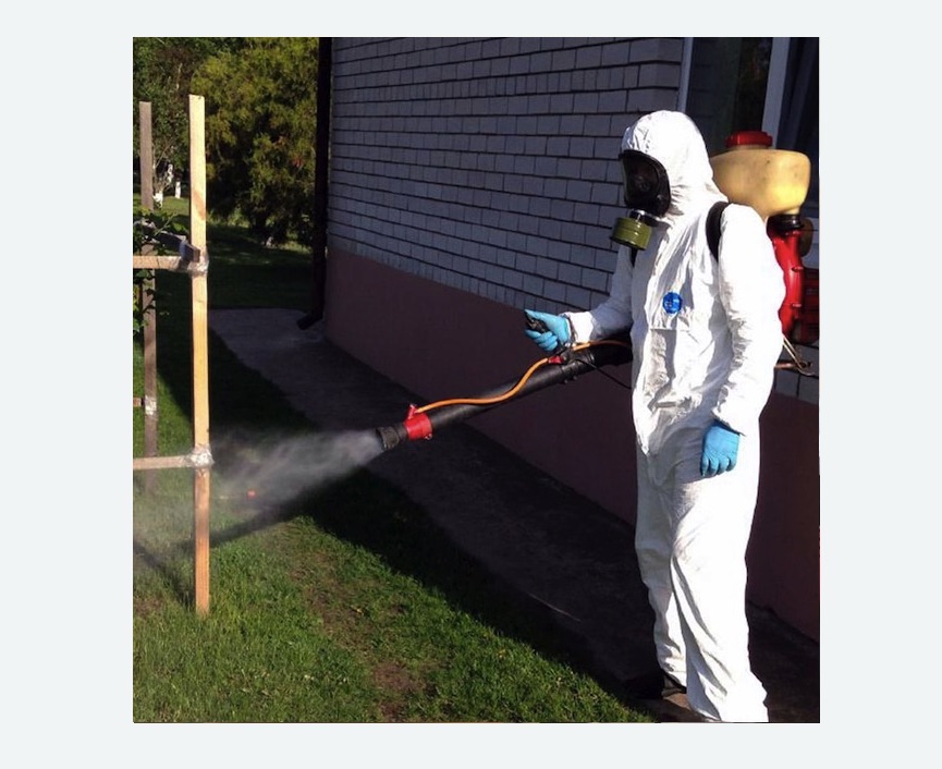 травля клещей на участке в г. Октябрьский